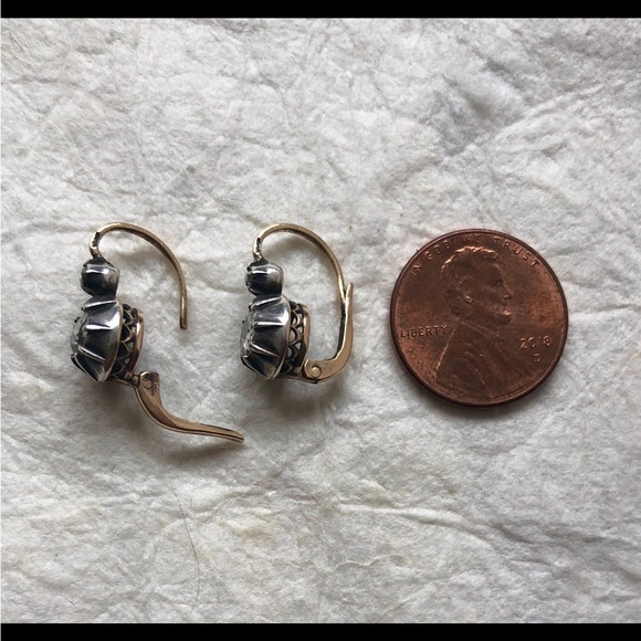 Antique 14kt yellow gold and silver plated bezel set rose cut diamond earrings - Picture 6 of 7